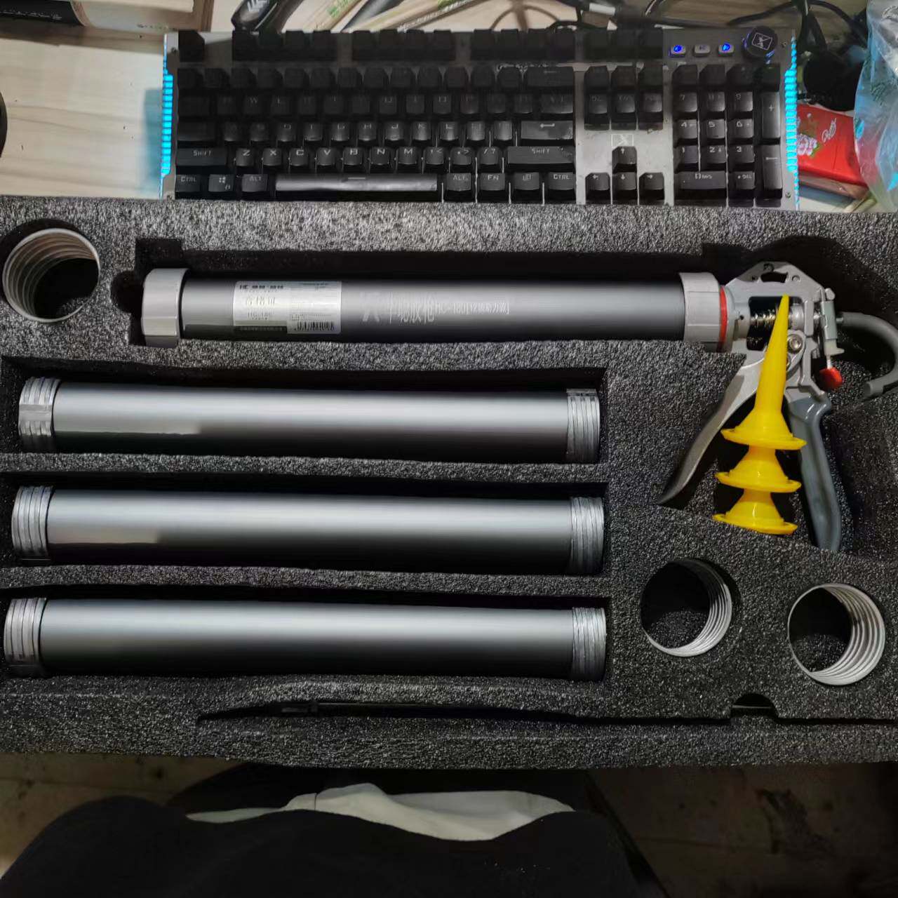 华聪加长组合胶枪十二轴助力自动断胶合金枪身精加工耐用四节加长