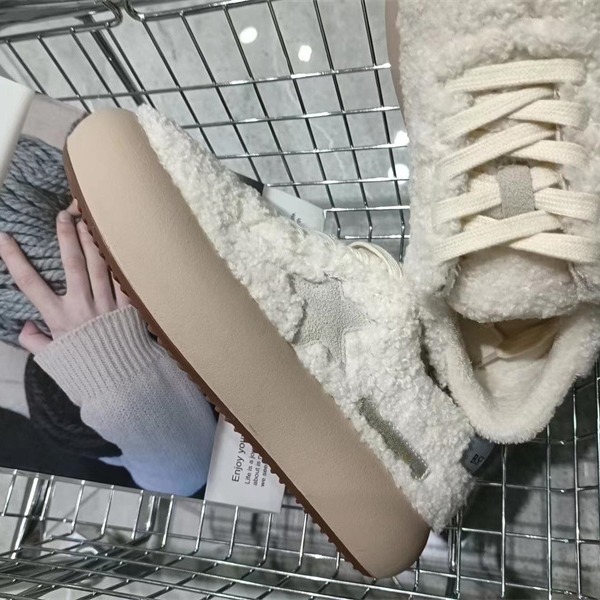厚底加绒羊羔毛休闲鞋女2025冬季新款韩版星星毛毛鞋厚底保暖棉鞋