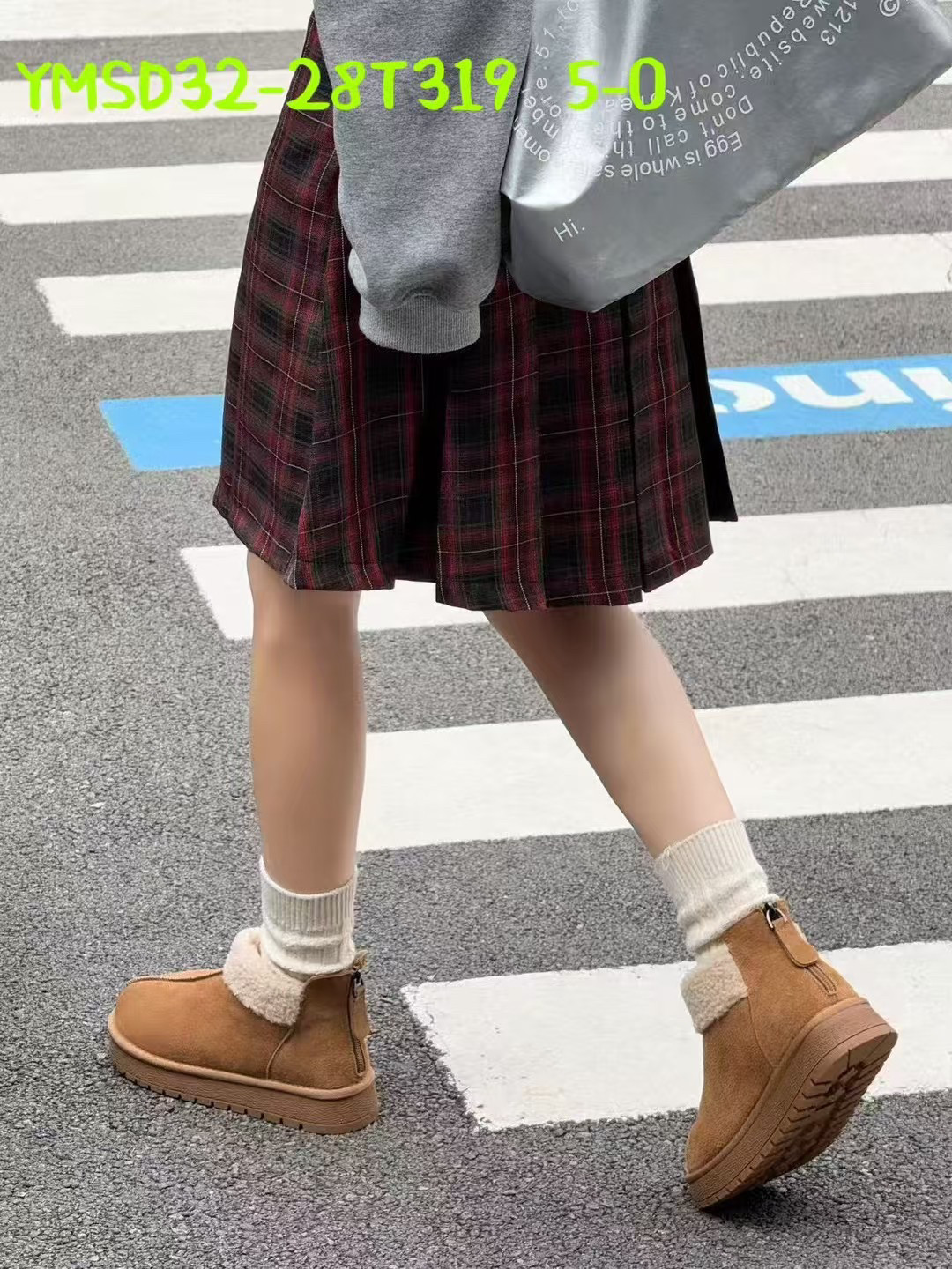 羊羔毛雪地靴秋冬新款复古加绒加厚棉靴翻毛口保暖短靴女