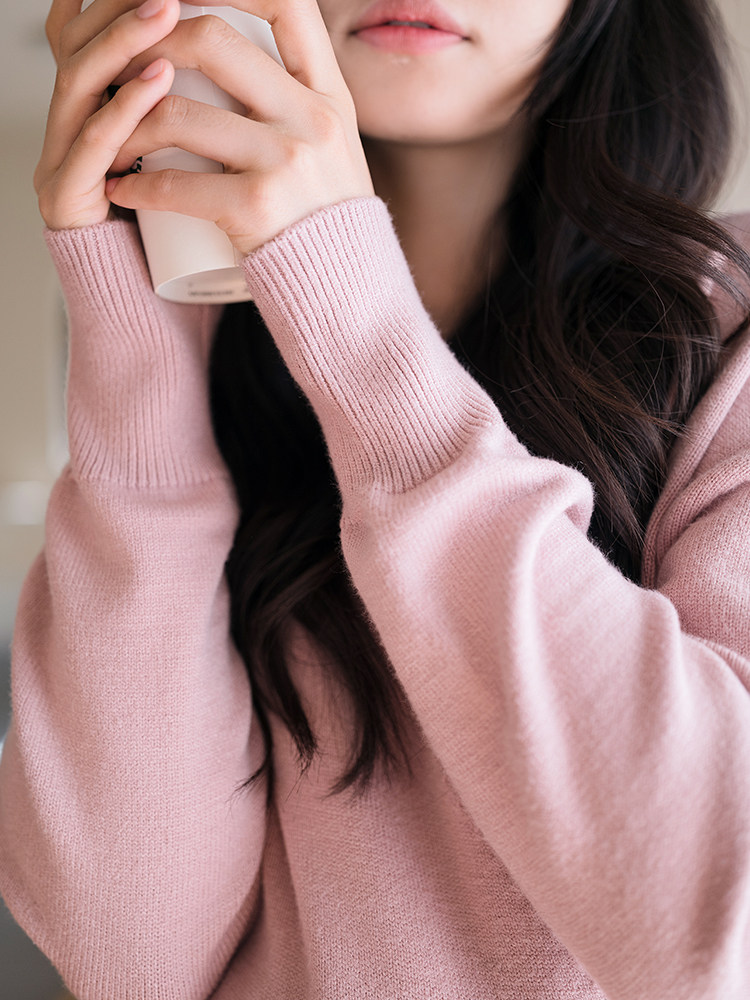 BELLYWEAR 출산 스웨터 가을 신작 패션 짧은 층층나무 핑크 V 넥 스트레치 니트 이너 탑