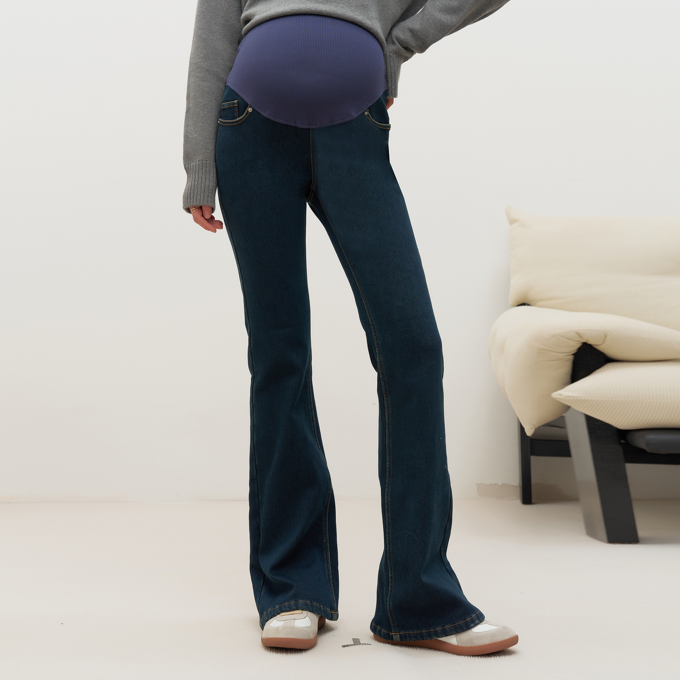 BELLYWEAR摩登深蓝喇叭牛仔长裤