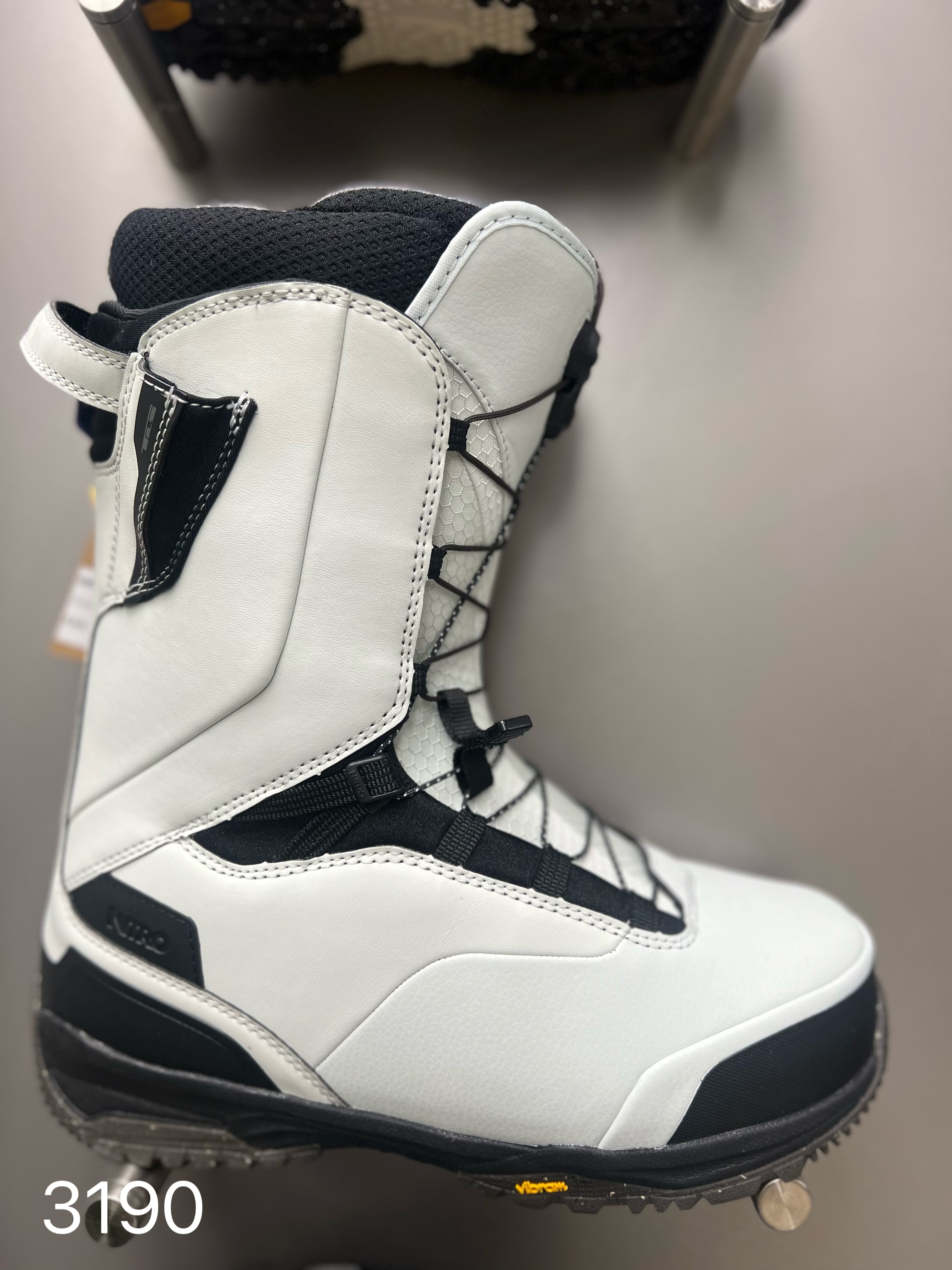 nitro team滑雪鞋单板雪鞋2324全能刻滑滑雪鞋男款快穿抽绳快穿