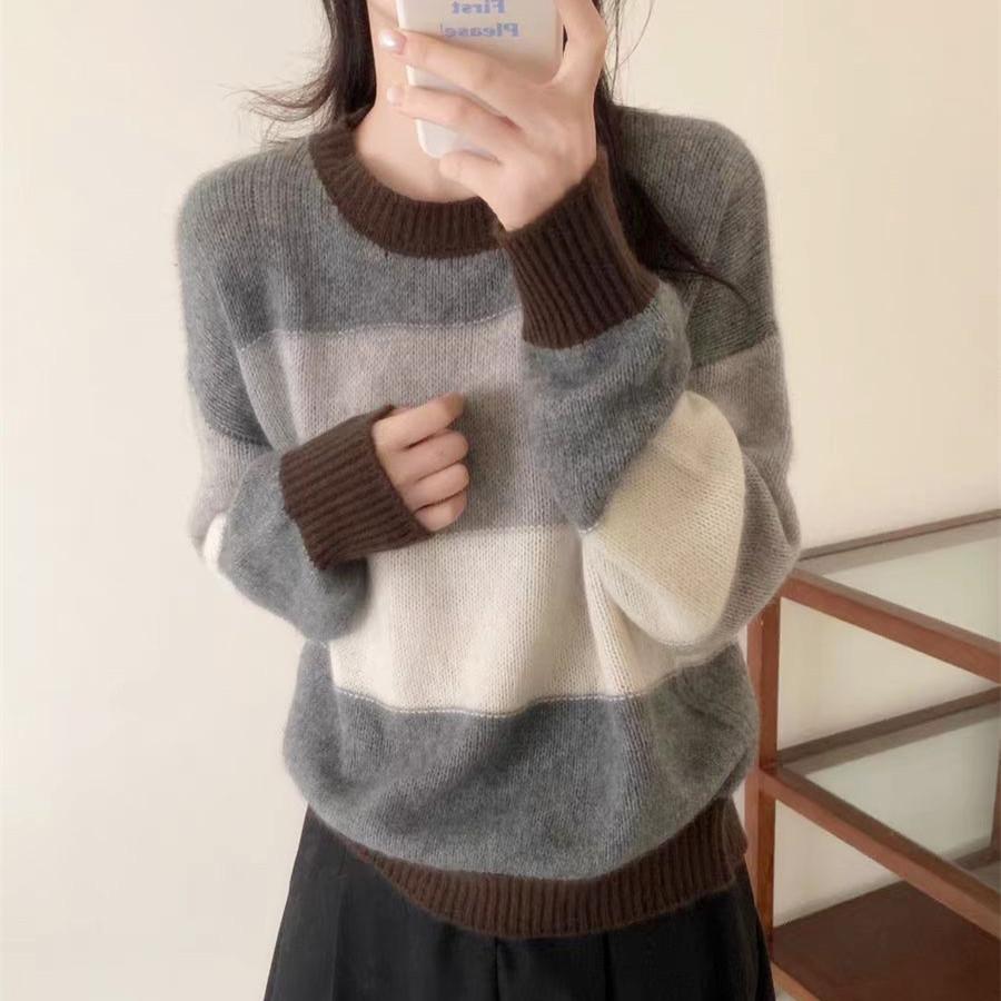 秋冬新款山羊绒衫女加厚针织宽松大码打底衫圆领套头拼色毛衣现货