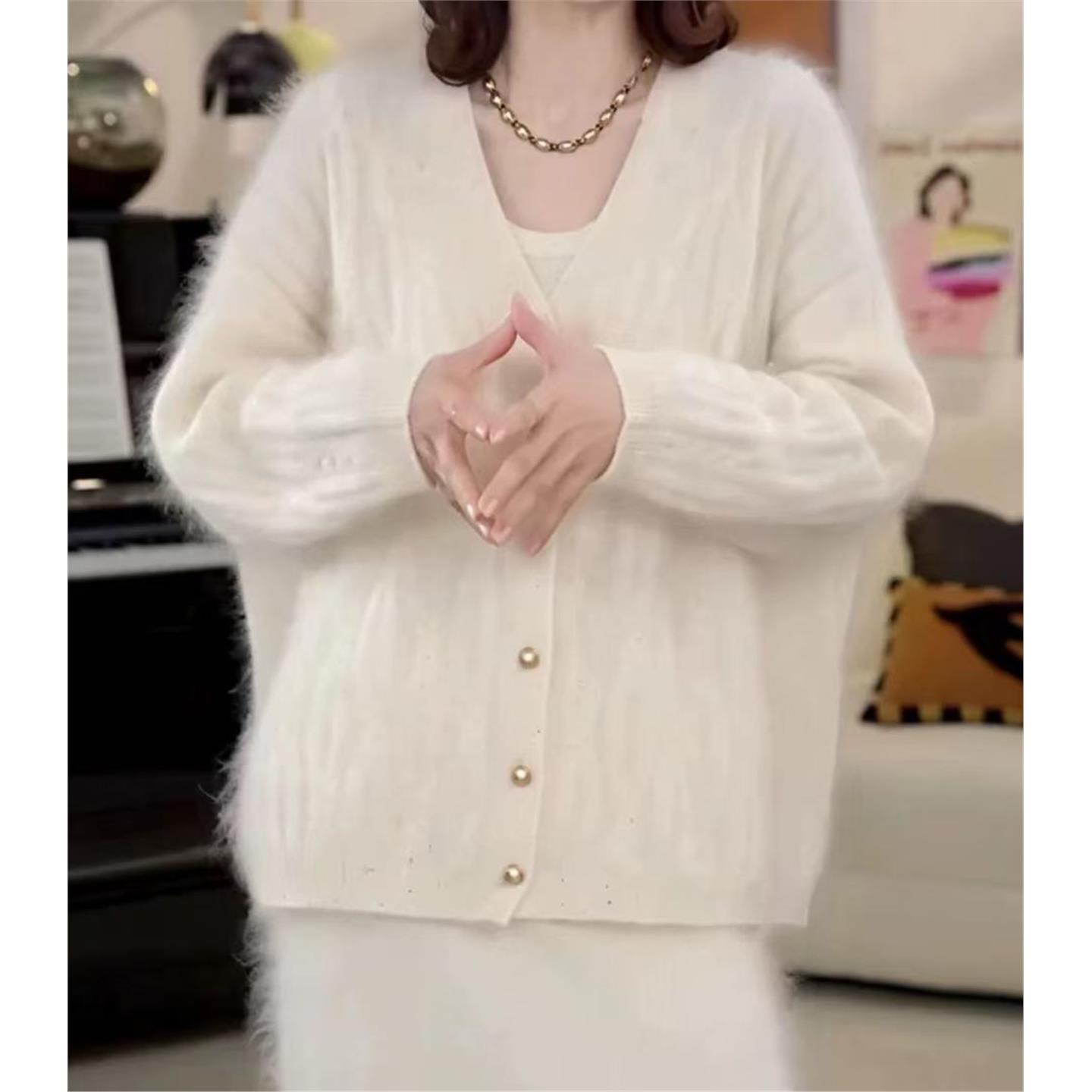 星辰 纯山羊绒拉绒加厚开衫女大版针织外套毛衣