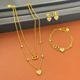 明星同款 简约字母爱心镶钻双层项链手链耳环耳钉套组女2025年新款