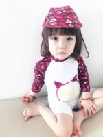Quần áo trẻ em Hàn Quốc in hình em bé chống nắng dính liền chống tia cực tím dài tay ấm cho bé lướt quần áo phù hợp với thủy triều - Áo liền quần áo liền quần cho bé an toàn