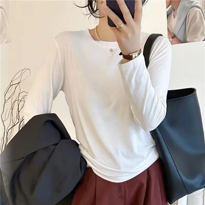秋冬黑白纯色水溶细羊毛衫洋气宽毛针织衫
