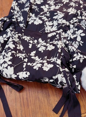 rom2样衣裙 法式泡泡袖 两侧绑带蝴蝶结 气质黑色印花 长款连衣裙