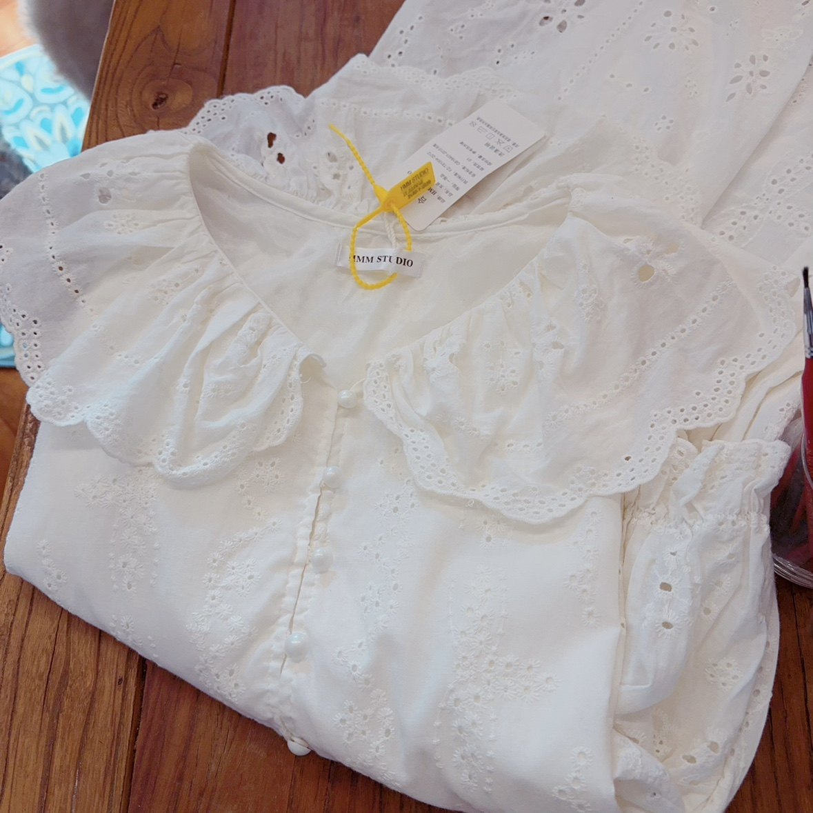 有内衬 打底好物 刺绣提花 花边娃娃领 休闲慵懒风白色长袖连衣裙