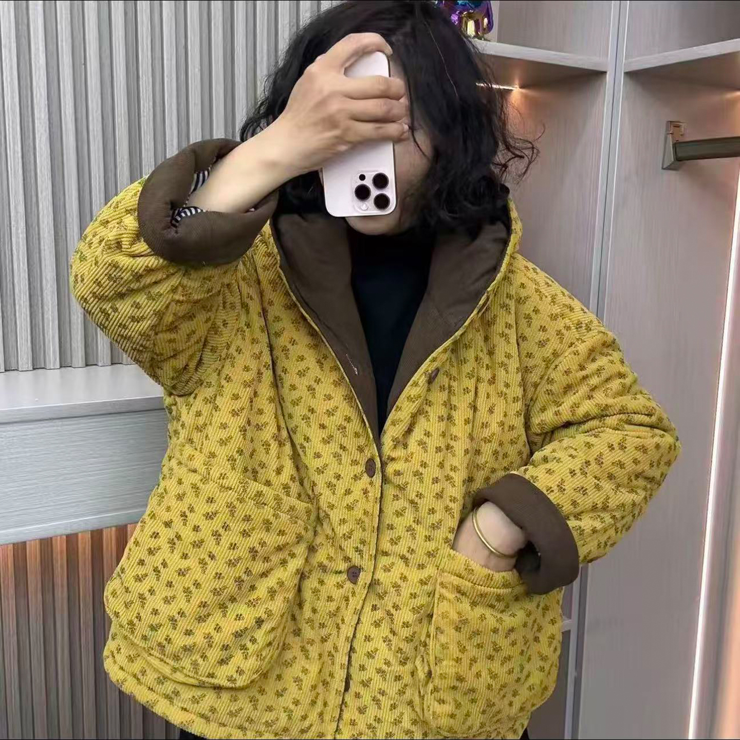 文艺风新款灯芯绒波点连帽棉服