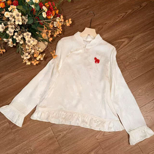 新中式国风立领盘扣喇叭袖提花打底衫女春季花边钉珠长袖衬衫上衣