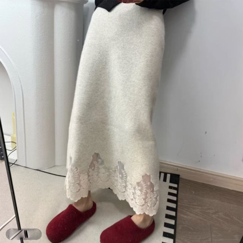 秋冬季温柔气质蕾丝拼接半身长裙