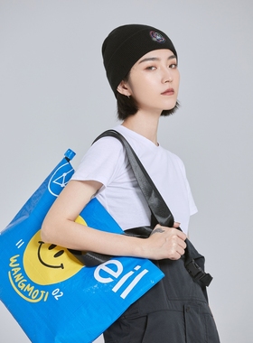 花臂老王x keios联名款大容量单肩包笑脸购物袋可爱卡通手提托