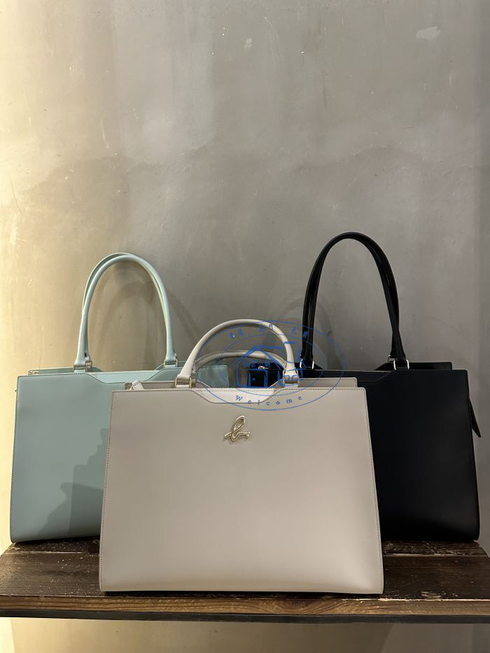 香港专柜代购agnes b.b字logo真皮女款手提单肩斜挎包 24春夏大号