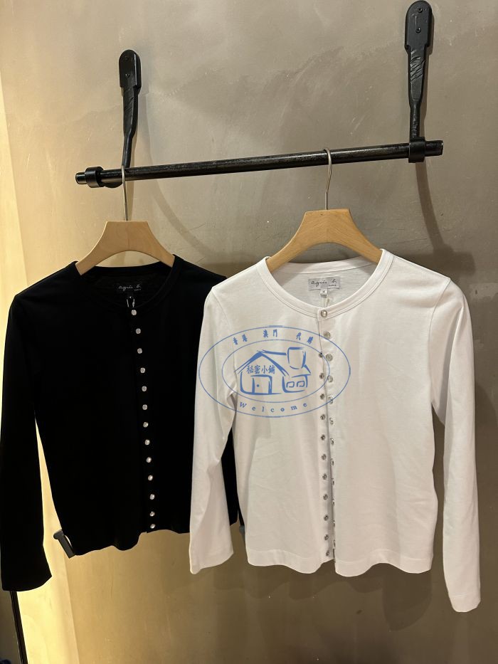 经典款纯色按扣薄款长袖外套