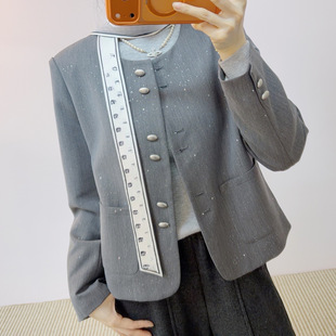 显瘦单排扣短款 2026年早春季 气质圆领感修身 时尚 外套075 新品