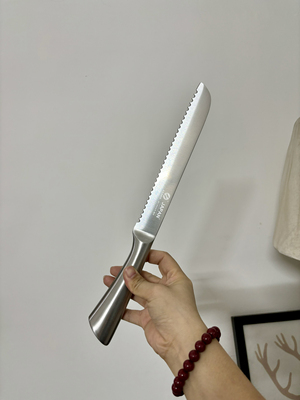 一体成型面包刀锯齿刀蛋糕锯刀披萨刀厨房烹饪据刀烘培工具