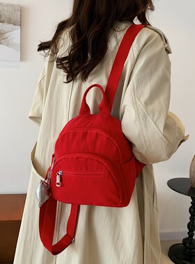 迷你款休闲通勤百搭逛街小双肩包女轻便尼龙中国红色小包包女洋气