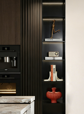 【可开票】抽象尖嘴人物雕塑摆件