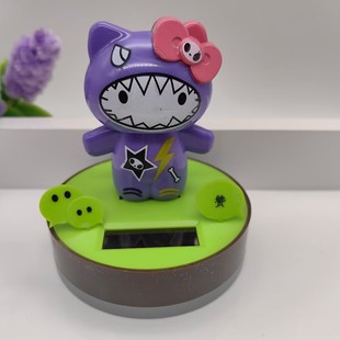 新太阳能摇头公仔动漫周边手办汽车内饰家居摆件卡通玩偶精致礼物