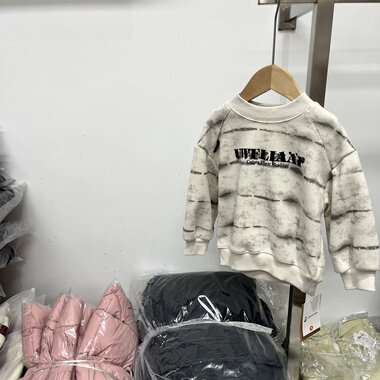 实体店品质男孩小童装冬季款潮牌洋气加一体绒薄绒套头圆领卫衣酷