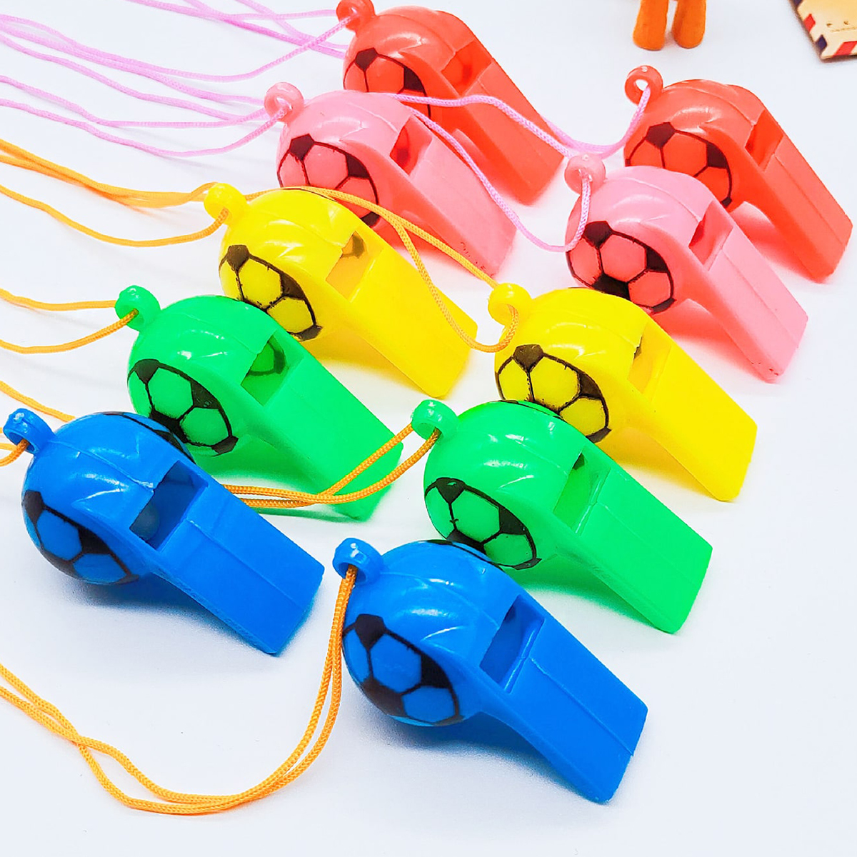 儿童彩色混搭塑料口哨玩具世界杯球迷助威加油求生裁判哨