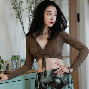 显瘦 肚皮舞东方舞上衣女个性 纪小白原创通勤上衣高弹时尚 抽绳长袖