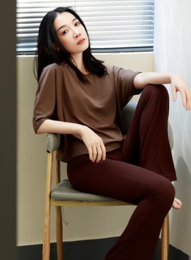 纪小白原创文艺学院风简约净色圆领宽松休闲T恤女夏季短袖上衣新