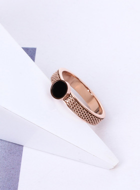 网链黑色圆饼玫瑰金钛钢戒指