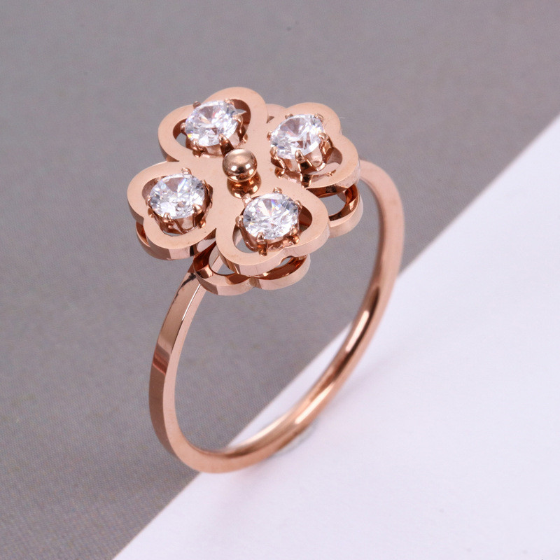 旋转镶钻钛钢不掉色玫瑰金戒指