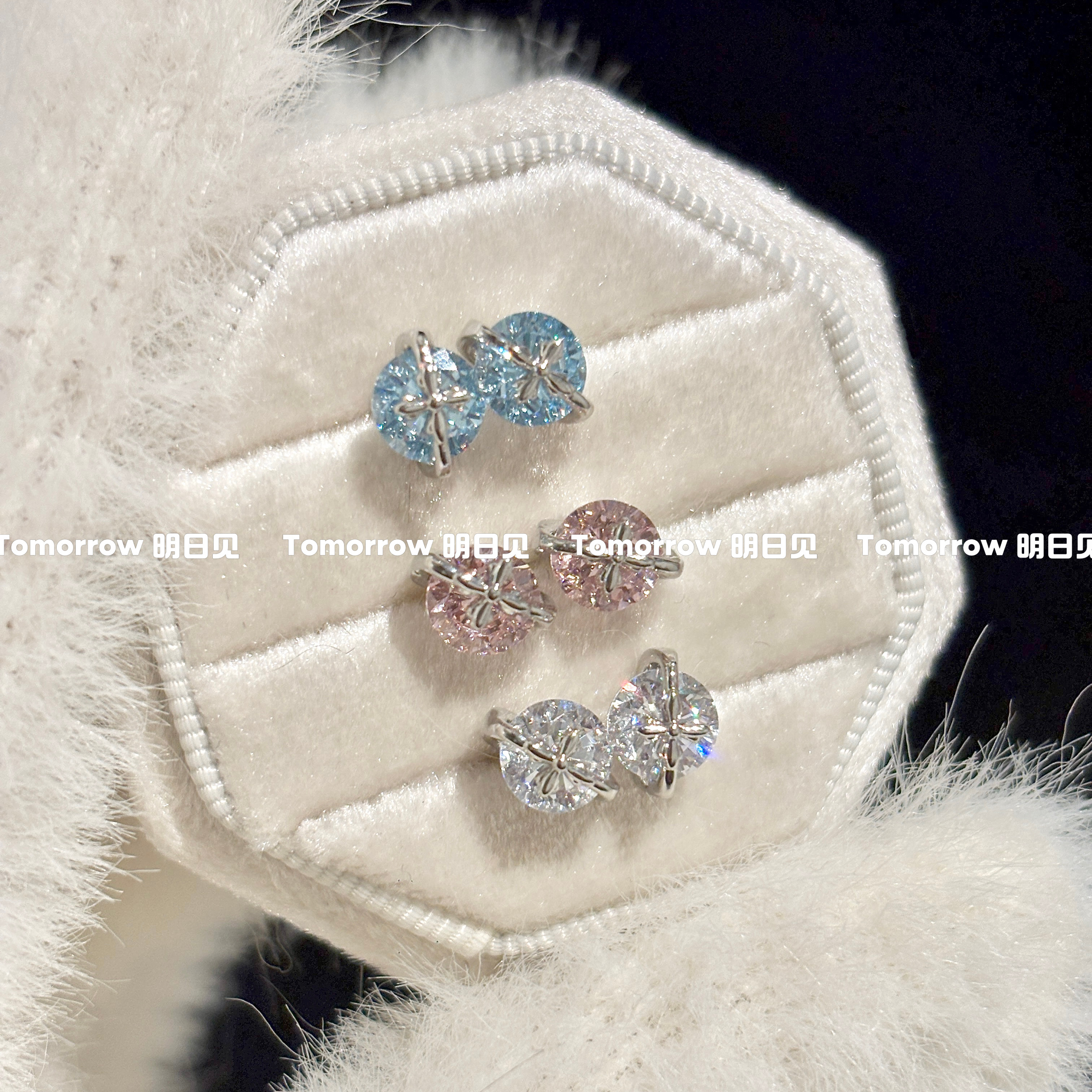 明日见｜十字星球 闪闪圆钻耳骨钉5A锆石耳蜗甜酷316钛钢养耳免摘,饰品/流行首饰/时尚饰品新,耳钉,淘宝优惠券,粉丝福利购,淘宝优惠卷