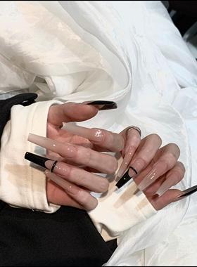 黑桃2025新款手工穿戴甲中长款黑色法式裸色美甲显白高级感纯欲风