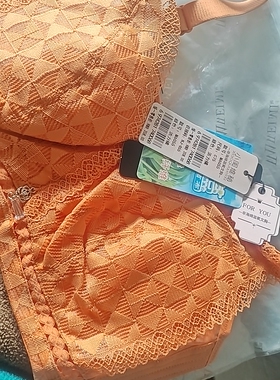 孤品小闺维*h薄款软钢圈a四排扣M6055