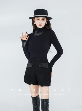 MD千亿【蝶影花期】2025冬新款时尚气质显瘦保暖打底上衣