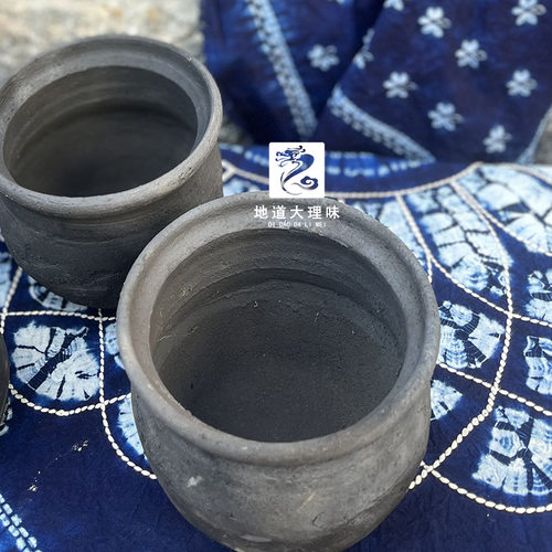 云南大理罐罐米线陶罐