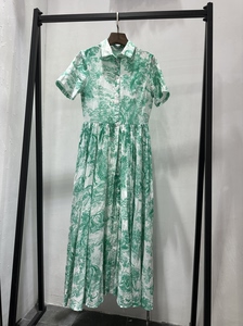 夏季棉质绿色印花修身中长连衣裙