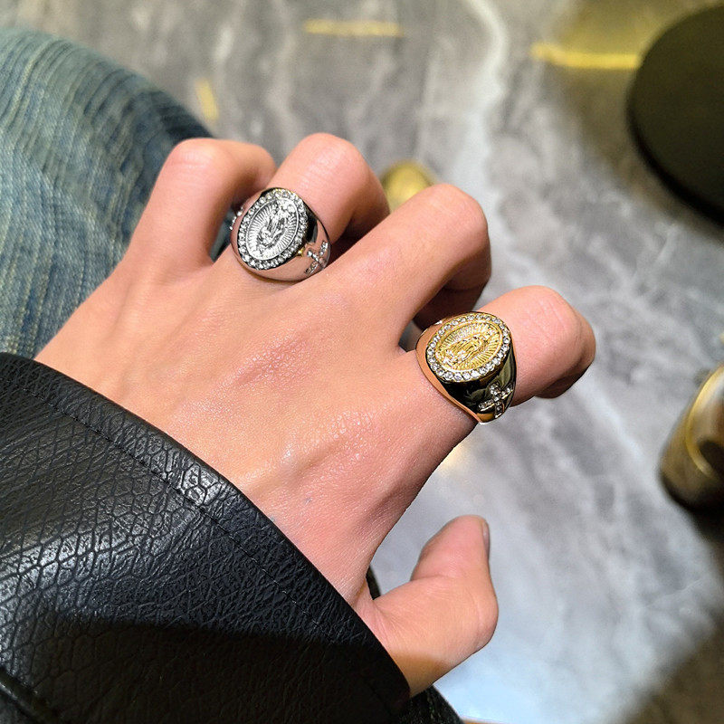 《实拍》欧美式新款嘻哈饰品钛钢镀金镶钻戒指男款小众高级感指环