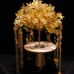 欧姿新品金色凤冠绝绝子秀禾头饰中式婚礼黄金凤冠南阳风头饰0835