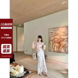 中长款 新款 气质碎花裙 v领收腰花朵吊带连衣裙女2025春装 现货AHY