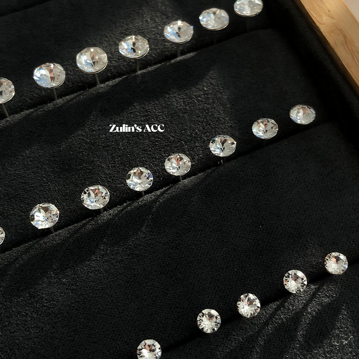 超闪！进口施家钻纯银耳钉