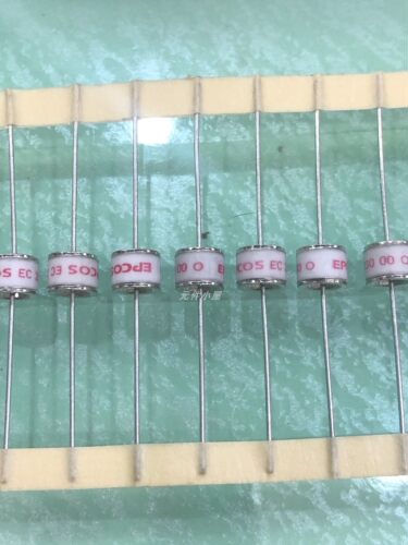 EC-230X B88069X0660S102 陶瓷放电管2R230V 体积8*6 EPCOS