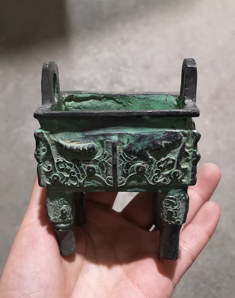 仿古青铜器鼎兽面鼎洛阳鼎 香炉 装饰品 鼎摆件古玩收藏品