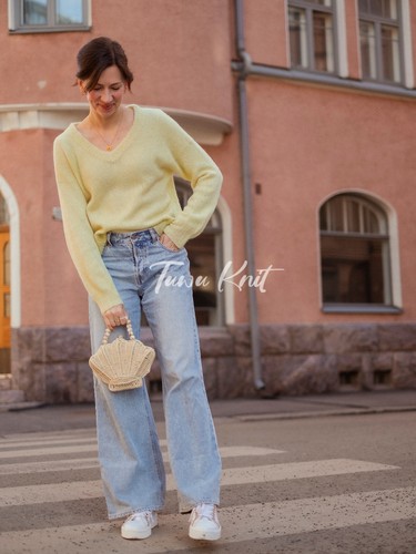 【中/英文】 舒适区 Comfort Zone Sweater 女V领套衫文字解 129