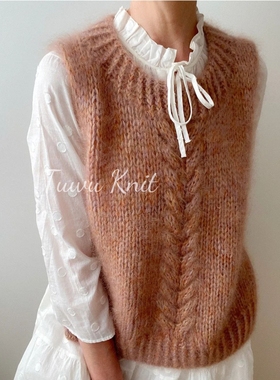 奥佳背心 女士圆领马海毛麻花背心编织中文图解文字说明