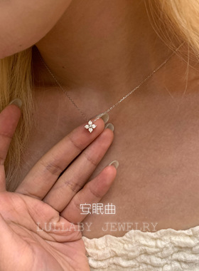 龙心同款S925显瘦四叶草锁骨链