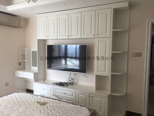 南宁精品全屋定制模压门衣柜简欧风格 衣帽间推拉门书桌镂空柜隔板