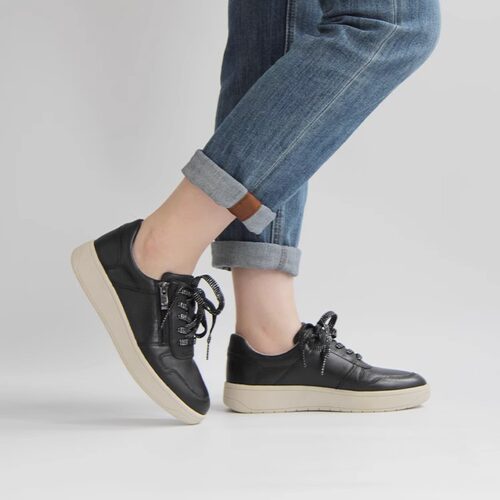 德国Caprice厚底软底系带休闲鞋