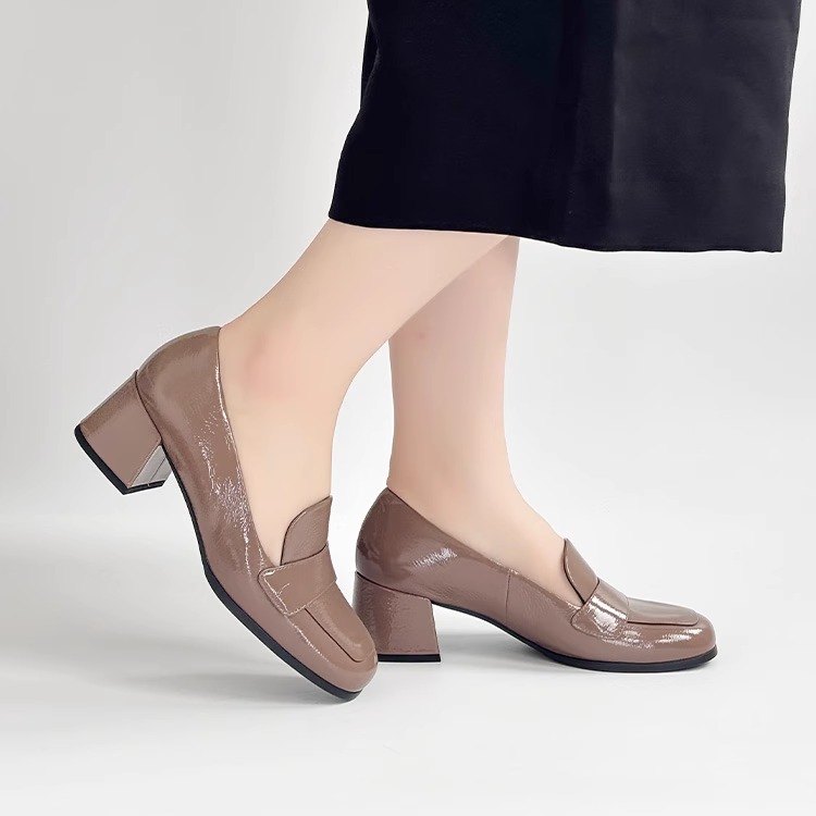 奥地利Hogl优雅大气羊皮中跟单鞋