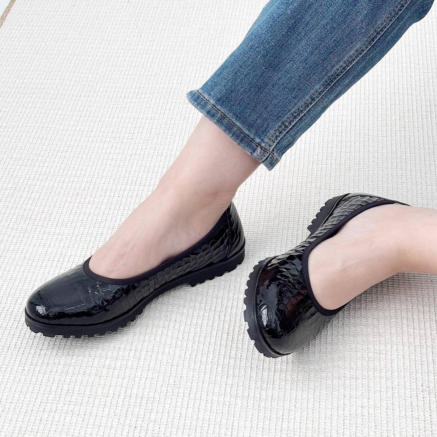 CAPRICE牛皮格纹低跟厚底单鞋