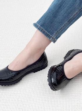 德国CAPRICE凯蝴蝶女鞋2025秋冬新品牛皮格纹低跟厚底单鞋22151